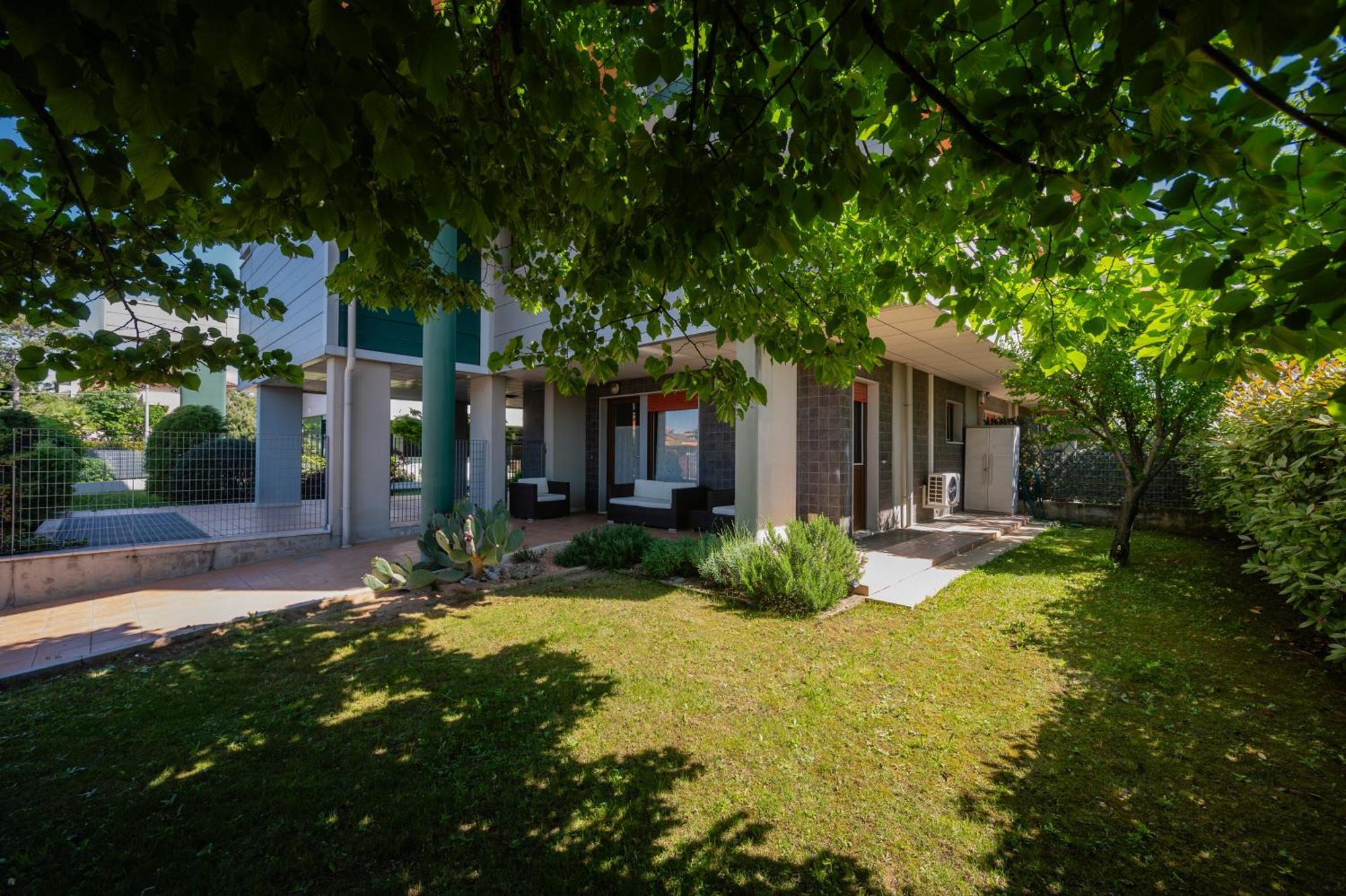 Nest Eco Guesthouse Udine Exterior foto
